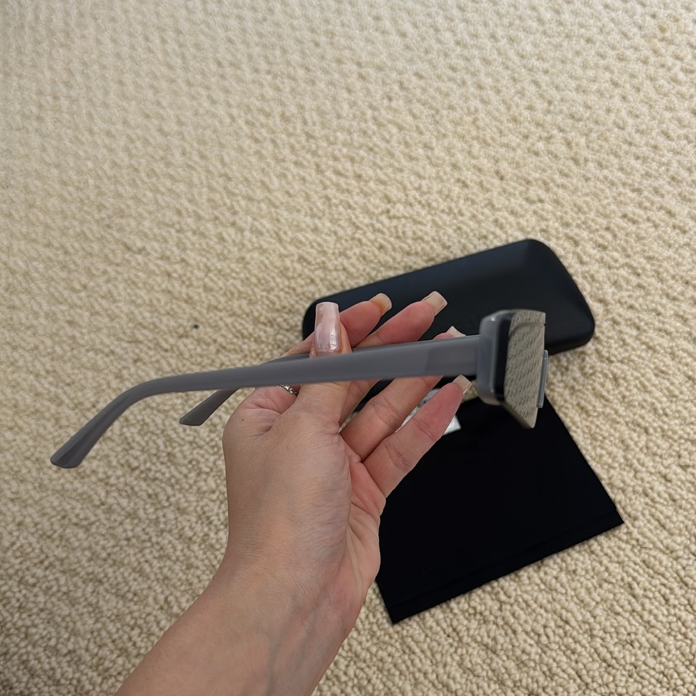 Balenciaga sunglasses - Picture 8 of 11